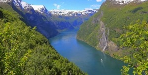 Fiorde Geiranger Visto da Ferrovia