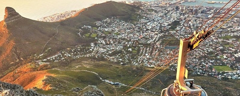 Teleférico ligando a Cidade do Cabo ao topo da Montanha da mesa